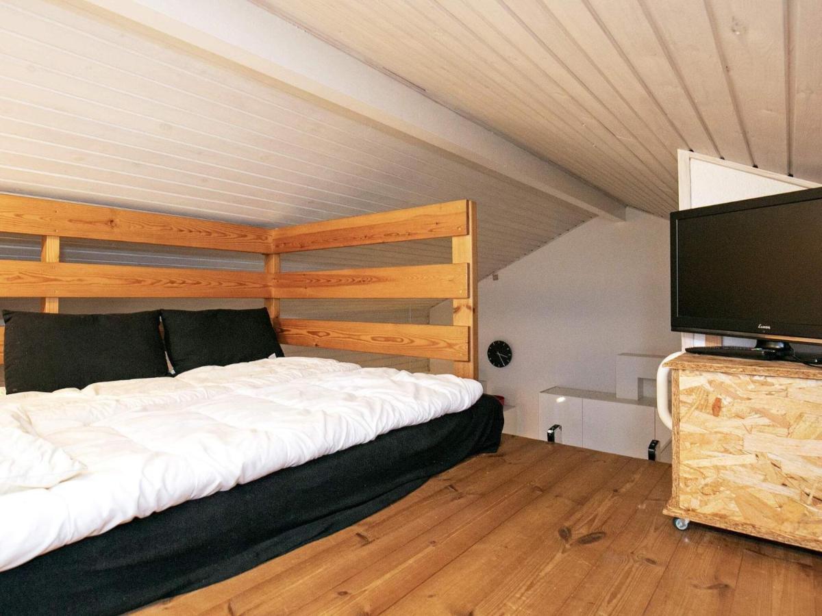 4 Person Holiday Home In R Sk Bing Aeroskobing Exterior photo